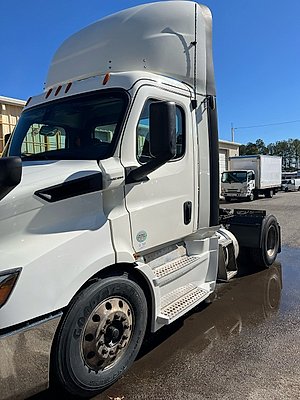 2019 Freightliner Cascadia
