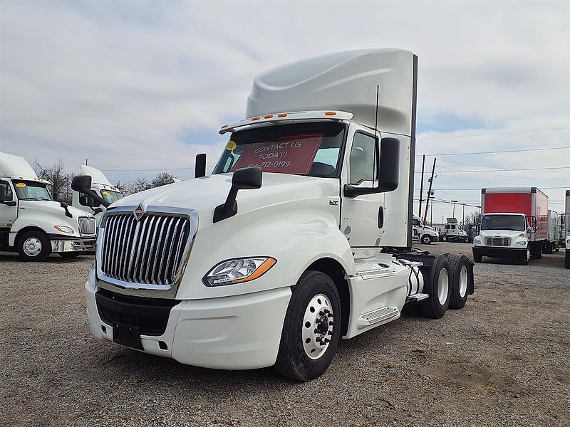 2020 International LT625