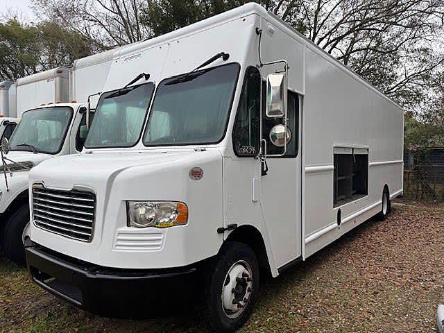 2017 Freightliner MT55