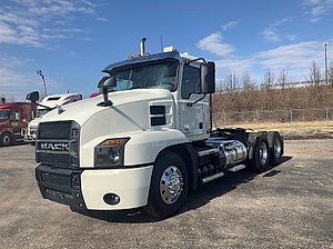 2019 Mack AN64T