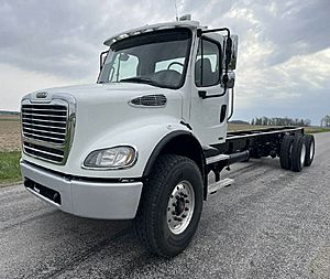 2007 Freightliner M2 - Cab & Chassis