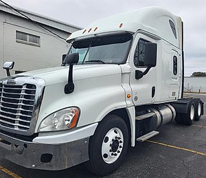 2019 Freightliner Cascadia 125