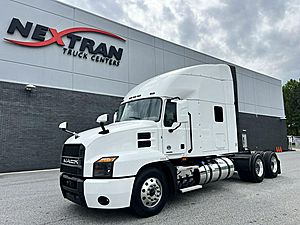 2021 Mack Anthem AN64T - Sleeper Truck