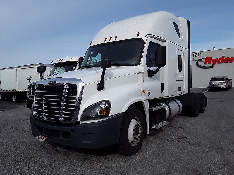 2020 Freightliner CASCADIA 125