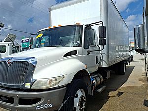 2018 International DuraStar 4300 - Box Van