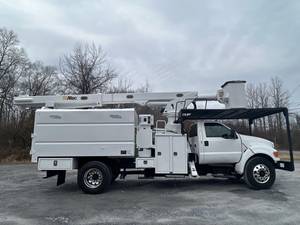 2011 Ford F-750 - Bucket Truck