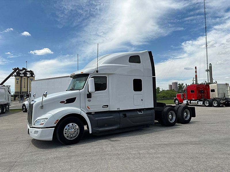 2020 Peterbilt 579
