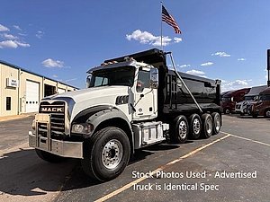 2021 Mack GR64F