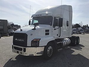 2019 Mack Anthem AN64T - Sleeper Truck