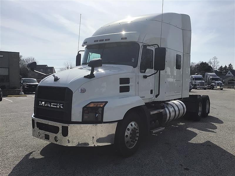 2019 Mack AN64T