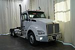 2026 Kenworth T880