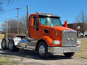2018 Peterbilt 567 - Day Cab