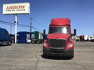 2022 International LT625 - Sleeper Truck