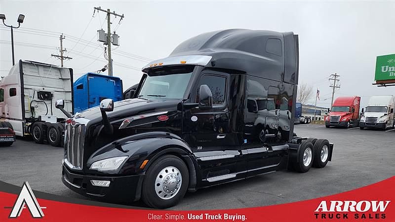2022 Peterbilt 579