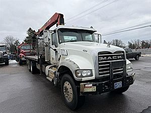 2013 Mack Granite GU700 - Cab & Chassis