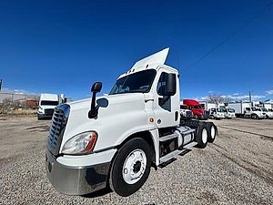 2018 Freightliner Cascadia 125 - Day Cab