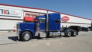 2022 Peterbilt 389 - Sleeper Truck