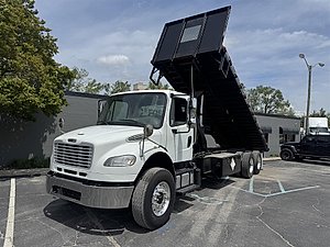 2017 Freightliner M2 106