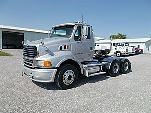 2005 Sterling 9500 - Day Cab