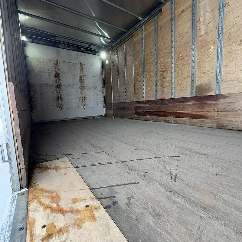 2016 Freightliner M2 106