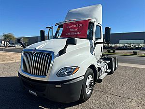 2019 International LT625 - Day Cab