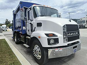 2025 Mack MD7 42R - Rear Loader