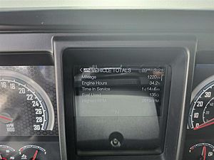 2025 Mack MD7 42R - Rear Loader