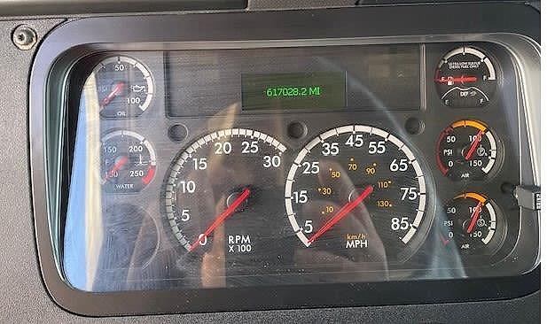 2019 Freightliner CASCADIA 125