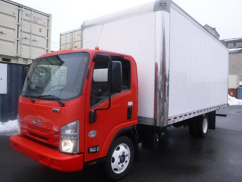 2017 Isuzu NRR