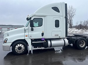 2019 Freightliner Cascadia 125 - Sleeper Truck