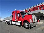 2022 Kenworth W990