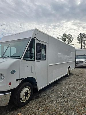 2018 Freightliner MT45