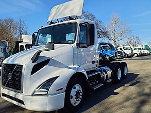 2019 Volvo VNL - Day Cab