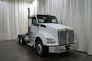 2026 Kenworth T880 - Day Cab
