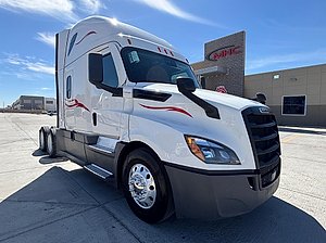 2022 Freightliner Cascadia PT126064ST