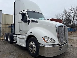 2020 Kenworth T680 - Day Cab