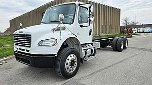 2014 Freightliner M2