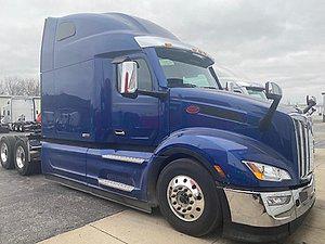 2024 Peterbilt 579 - Sleeper Truck