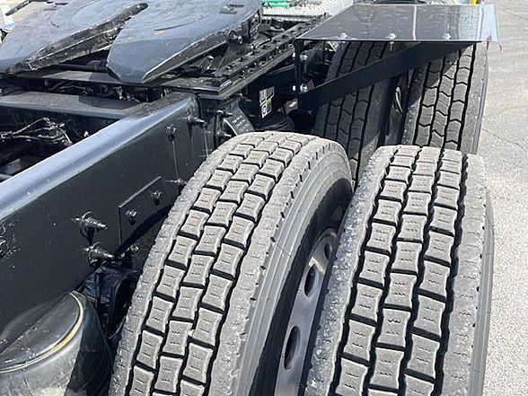 2022 Peterbilt 389