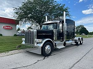 2025 Peterbilt 589