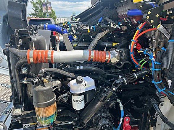 2025 Peterbilt 536
