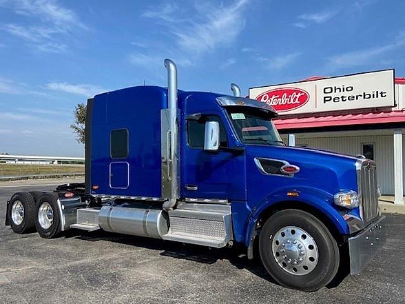 2025 Peterbilt 567