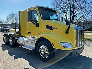 2019 Peterbilt 579 - Day Cab