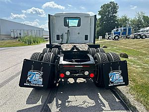 2019 Peterbilt 579 - Day Cab