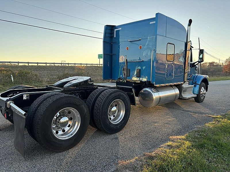 2019 Peterbilt 567