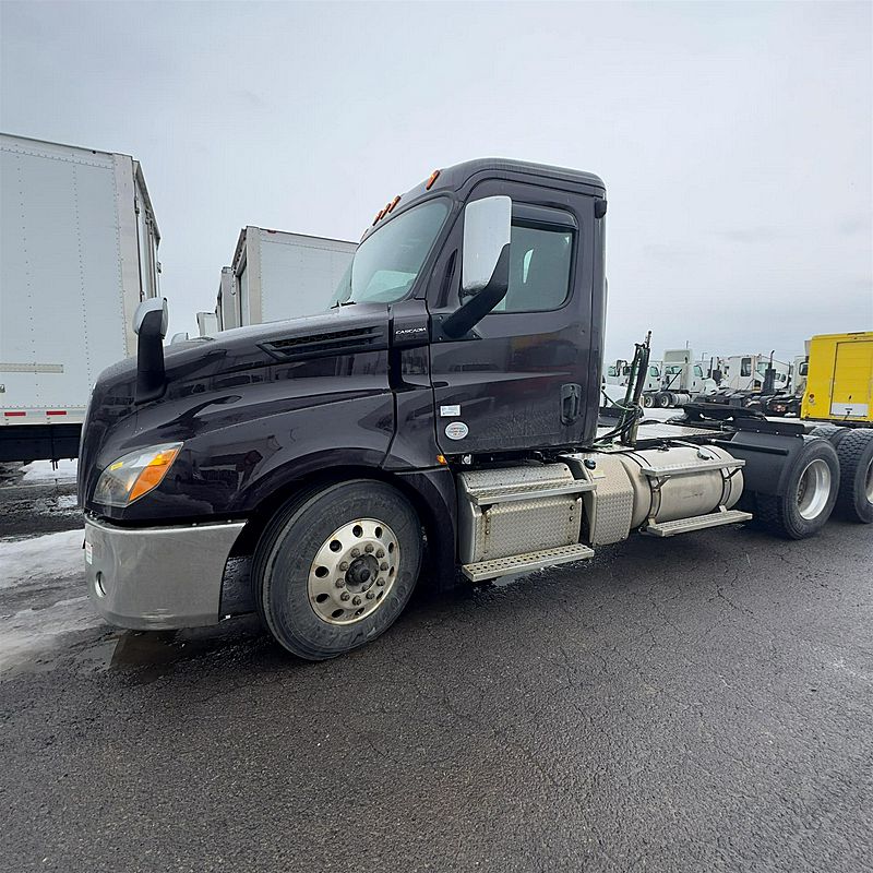 2019 Freightliner NEW CASCADIA PX12664
