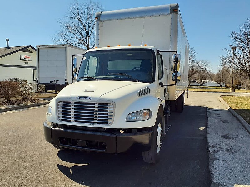 2018 Freightliner M2 106