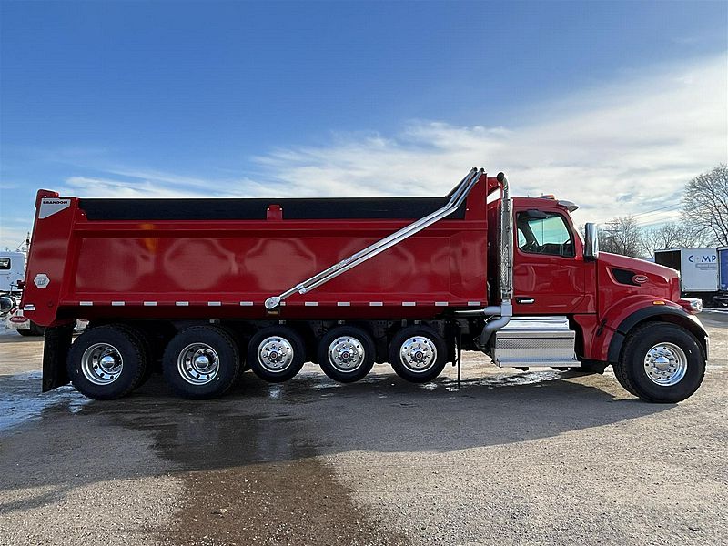 2026 Peterbilt 567