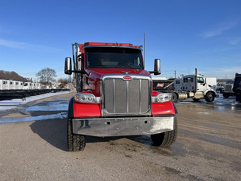 2026 Peterbilt 567