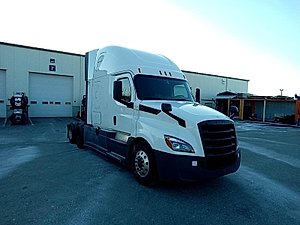 2020 Freightliner Cascadia - Sleeper Truck